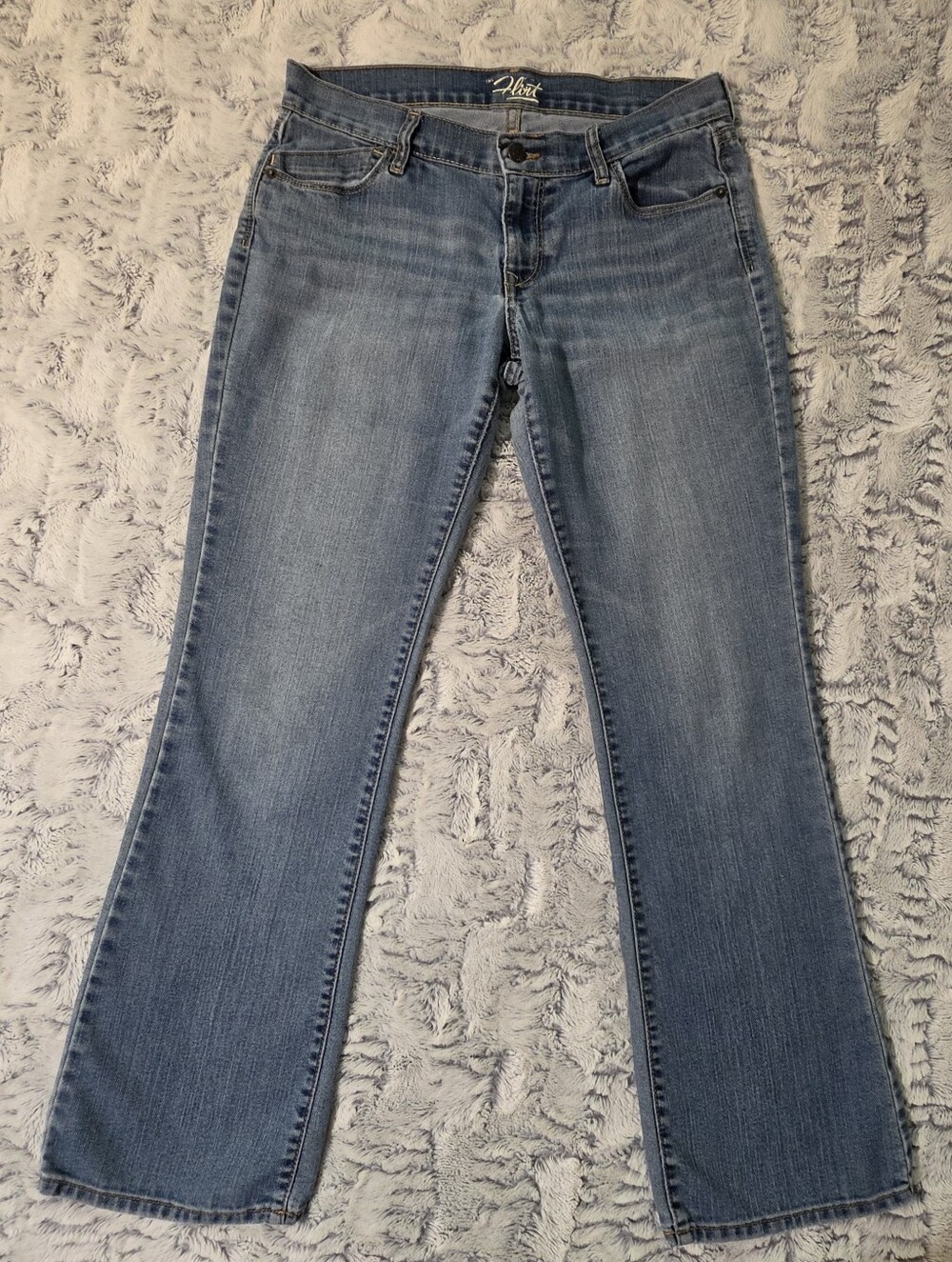 Old Navy "The Flirt" Bootcut Jeans (Size 6 Short) Soft, very comfortable jeans.